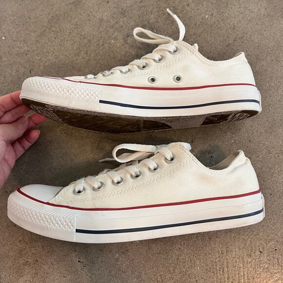 Converse  chuck taylor all star low top white canvas women size 8 sneaker shoes - Picture 6 of 13
